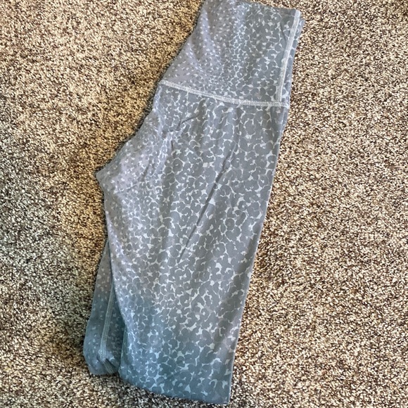Lululemon align leggings - Picture 1 of 3